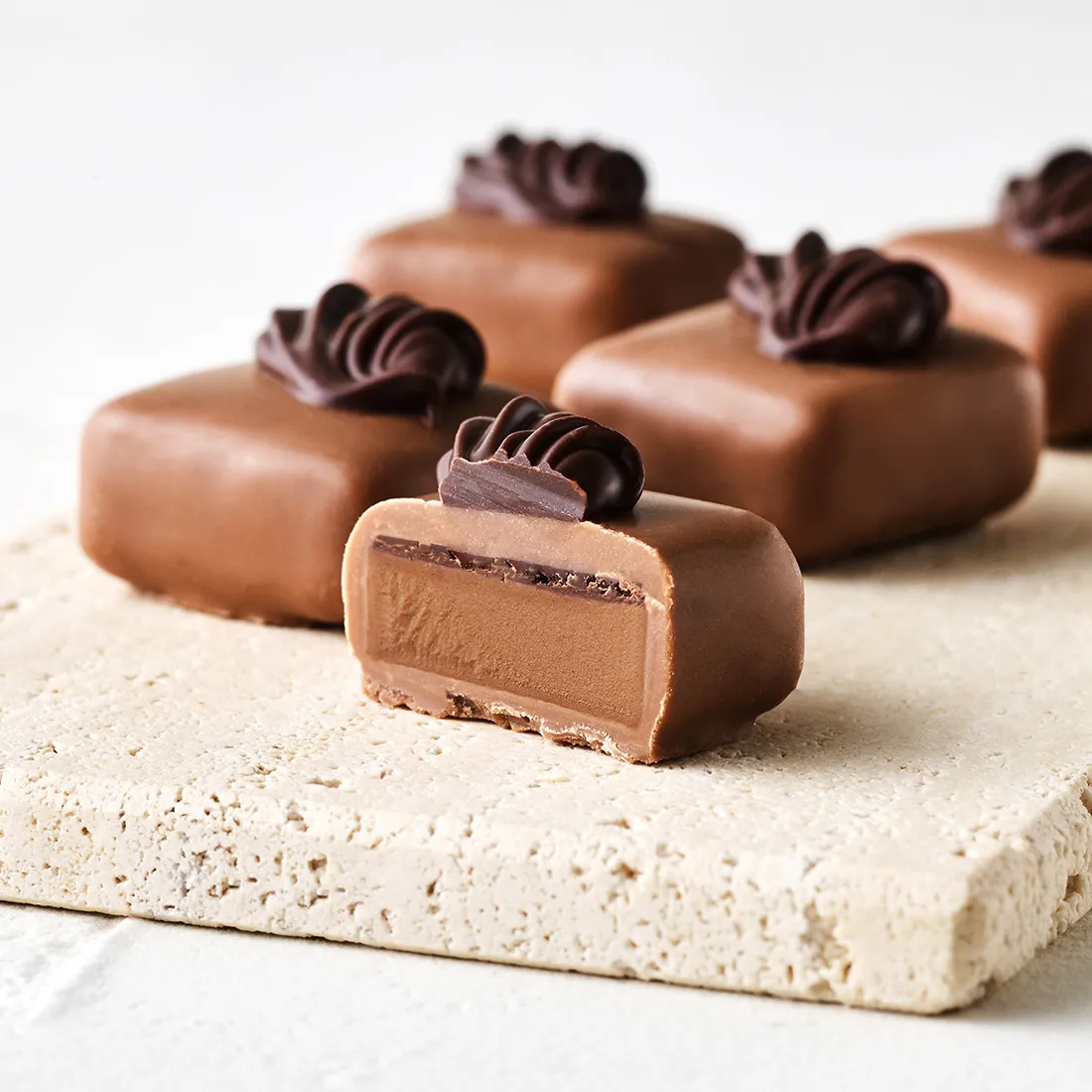 Nussbitter-Nougat Vollmilch, 6 St.